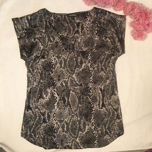 EXPRESS SNAKE SKIN PRINT BLOUSE SIZE XS